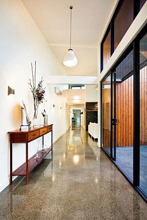 Полимерный наливной полиуретановый пол для частного дома - пример выполнения