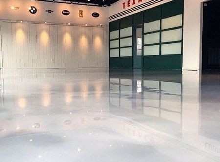 Промышленный полимерный наливной пол для хозяйственных построек - пример выполнения