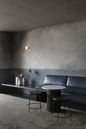 Нанесение микроцемента на пол - пример выполнения