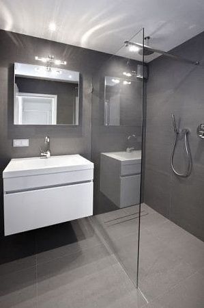 Отделка микроцементом ванной комнаты - пример выполнения