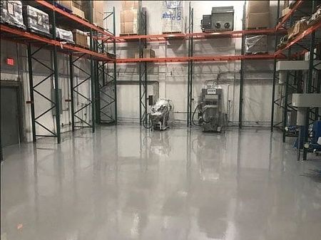 Промышленный полимерный наливной пол для хозяйственных построек - пример выполнения