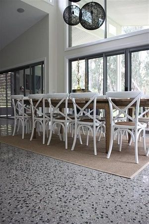 Полимерный наливной полиуретановый пол для частного дома - пример выполнения