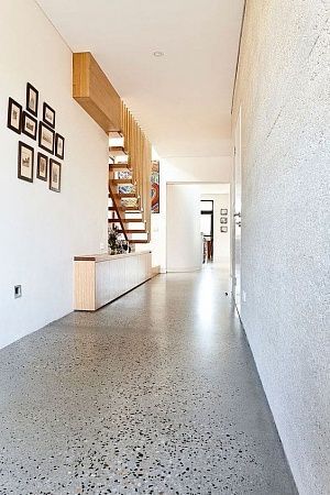 Полимерный наливной полиуретановый пол для частного дома - пример выполнения