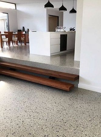 Полимерный наливной пол для кухни - пример выполнения